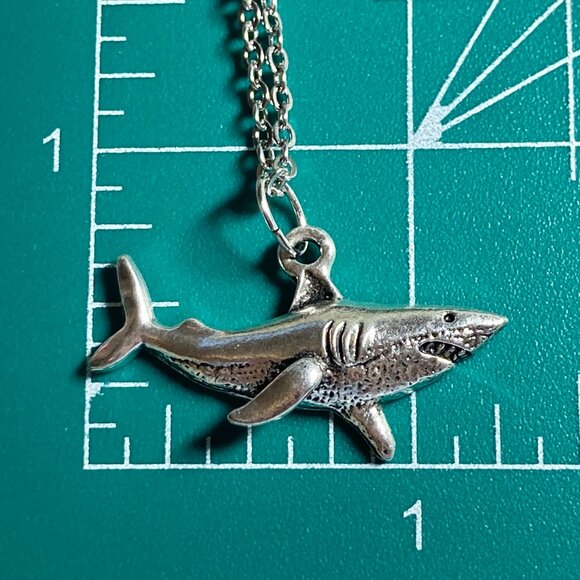Silver Shark Necklace Stainless Steel Chain 20" Plated Sea Life Mens Womens - Picture 7 of 7